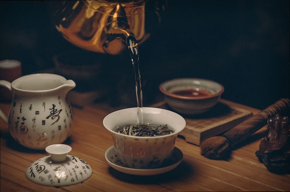 thé, tasse, théière, feuilles de thé, verser, service du thé, cérémonie du thé, boisson, thé chaud, ustensiles de cuisin